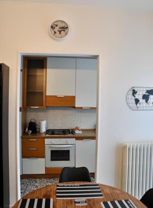 Apartment M.aurelio Black & White Mailand
